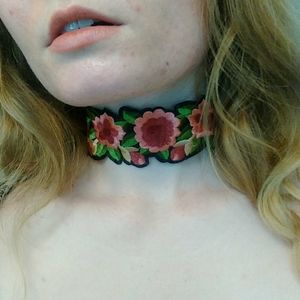 Beautiful floral fabric choker necklace